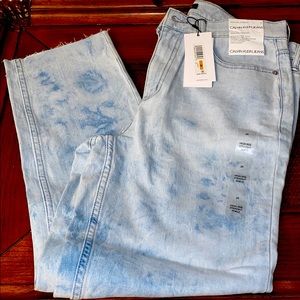 Calvin Klein High Rise Straight Jeans-Light Wash